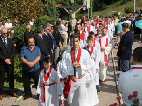 FOTO: Na Uzdolu obilježena 25. obljetnica zločina nad Hrvatima