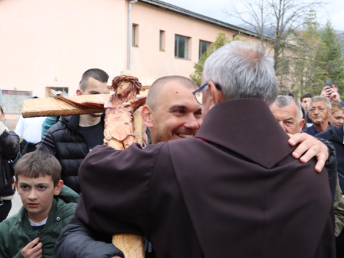 FOTO/VIDEO: Poruka mira stigla na Šćit: Josip Jelinić završio svoje hodočašće kroz BiH