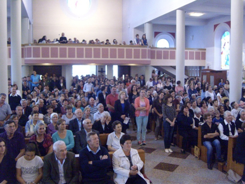 FOTO: Zlatna misa vlč. Ivana Bošnjaka u župi Prozor