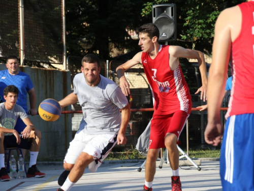 FOTO: ''General Vasilije Mitu'' iz Zagreba pobjednik 15. Streetball Rama