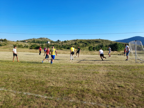 FOTO: Druženjem na Zahumu Fenixovci obilježili 28. obljetnicu postojanja