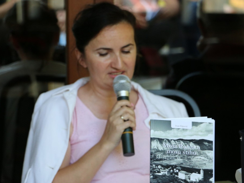 FOTO: Predstavljena knjiga Ivana Filipovića ''Moja Rama u mom stihu''