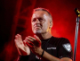 Nakon bubnjara, Thompson pred koncert karijere ostaje i bez ostatka benda