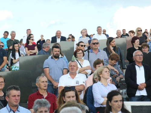 FOTO: Jedinstveni događaj na Pidrišu - stigle moći sv. Ante