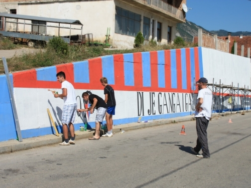 Torcida Rama radi veliki grafit u čast svome klubu