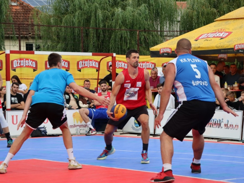 FOTO: Druga večer Streetball turnira u Prozoru