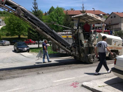 Počeli radovi na rekonstrukciji Splitske ulice u Prozoru