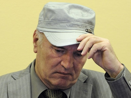 Ratni zločinac Ratko Mladić u kritičnom stanju