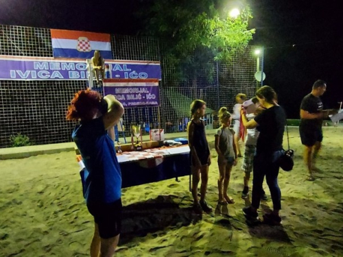 FOTO: Izvješće s manifestacije ''Ljeto u Gračacu''