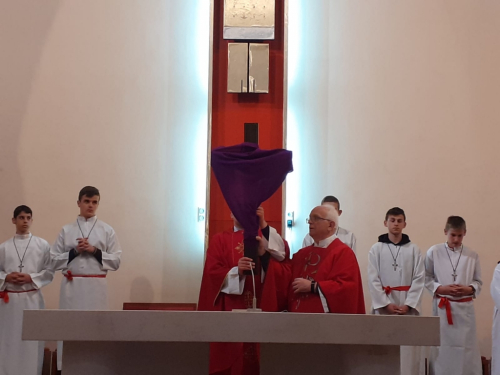 FOTO: Veliki petak u župi Prozor