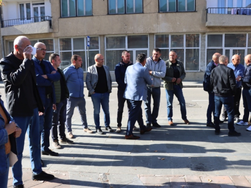 FOTO: Povodom Svih svetih u Prozoru zapaljene svijeće za poginule i preminule branitelje
