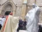 U Sarajevu oštećen kip pape Ivana Pavla II