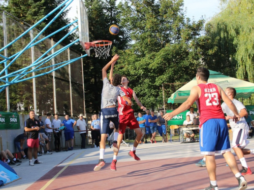 FOTO: ''General Vasilije Mitu'' iz Zagreba pobjednik 15. Streetball Rama