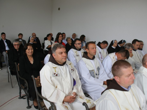 FOTO: Mlada misa fra Antonia Baketarića u Rumbocima
