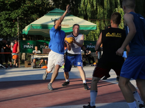 FOTO: Počeo turnir u uličnoj košarci ''Streetball Rama 2017.''