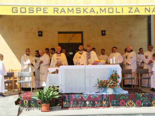 FOTO/VIDEO: Velika Gospa u župi Rama Šćit 2017.