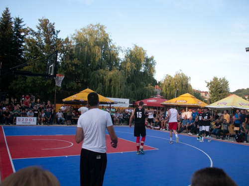 FOTO: Ekipa ''La Pont'' pobjednik 18. Streetball Rama 2020.