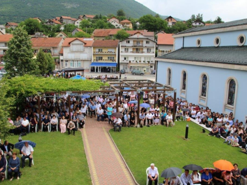 FOTO: Vanjska proslava patrona župe Prozor