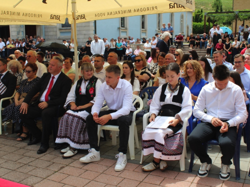 FOTO: Mlada misa vlč. Marina Petrovića u župi Prozor