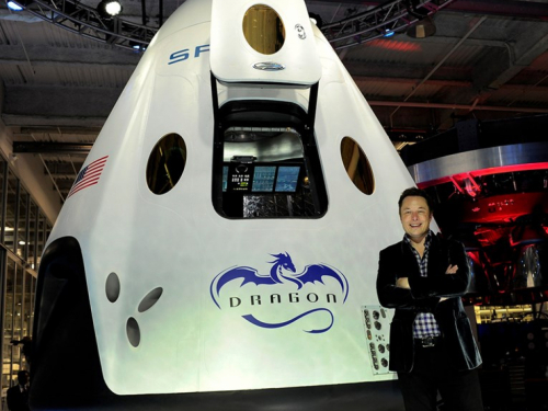 SpaceX odgađa turističke letove oko Mjeseca, razlog je nejasan