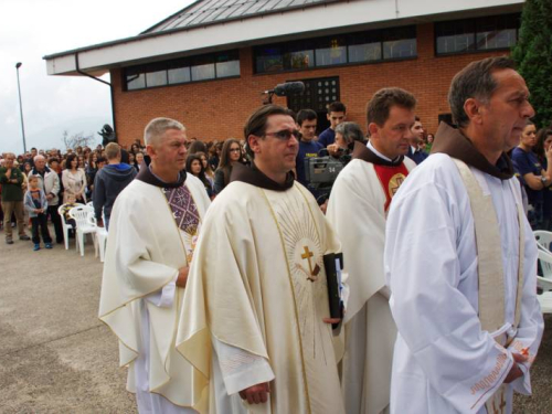 FOTO: Vanjska proslava sv. Franje u Rumbocima