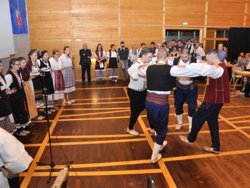 FOTO: 8. susret iseljenih župljana župe Uzdol u Innsbrucku