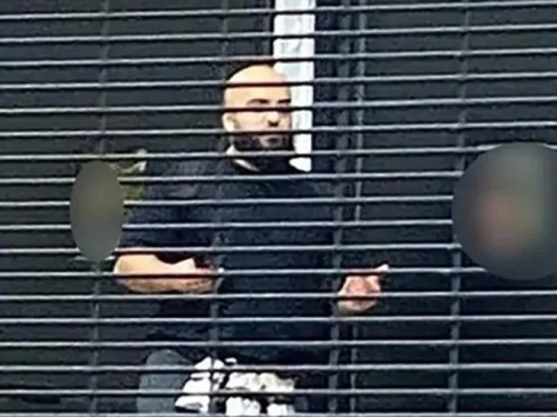 Potvrđen identitet napadača koji je ubio dvije osobe ispred sinagoge u Manchesteru