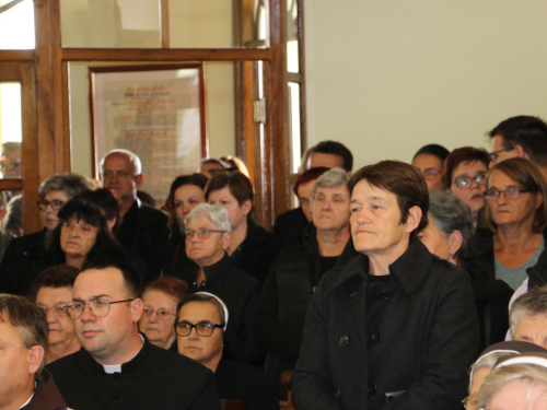FOTO: Sahranjen fra Mario Radman, bivši župnik župe Rumboci