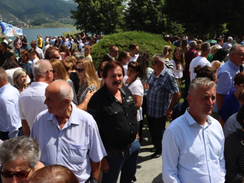 FOTO: Na Šćitu svečano proslavljena Velika Gospa i Mlada misa fra Mile Belje