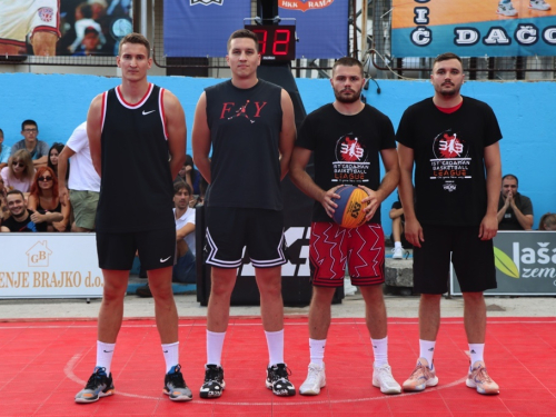 FOTO: Tim ''GOLD UNIST'' iz Splita pobjednik 21. Streetball Rama - Davor Ivančić Dačo