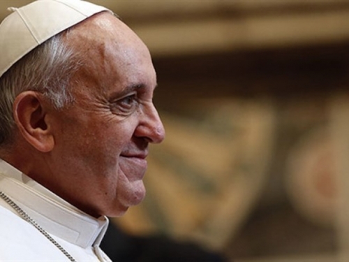 Papa možda ukine celibat