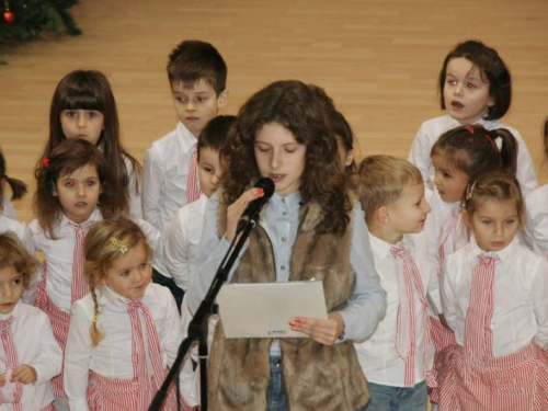 FOTO: Mali Božić u Prozoru