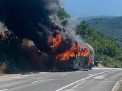 Izgorjeli autobus kod Imotskog je iz Širokog Brijega, vozio je 52 djece na ekskurziju