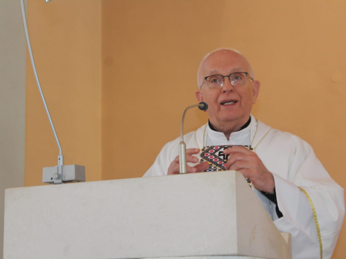 FOTO: Prva sveta pričest u župi Prozor