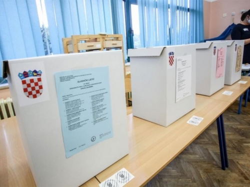 Hrvatska bira novu lokalnu vlast