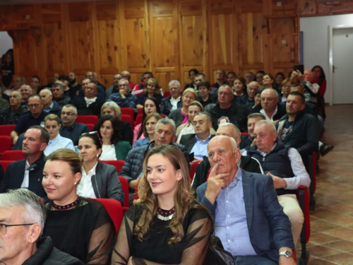 Šćit: Tihomir Dujmović na tribini o hrvatskim povijesnim istinama
