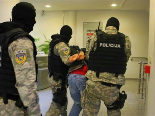 Uhićeni u akciji »Rez« planirali teroristički napad u Sarajevu za Novu godinu