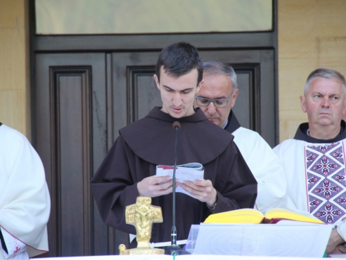 FOTO: Misa Uočnica povodom proslave Velike Gospe u župi Rama Šćit