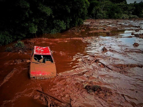 Raste broj poginulih u Brazilu, traži se skoro 300 ljudi