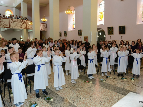 FOTO: Prva pričest u župi Rama Šćit