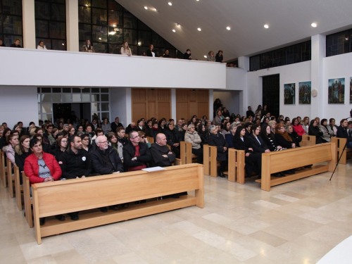 FOTO: Duhovna obnova u župi Rumboci