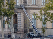 Uhićeno još pet ljudi zbog pljačke Louvrea