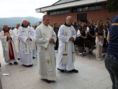 FOTO: Vanjska proslava svetoga Franje u Rumbocima