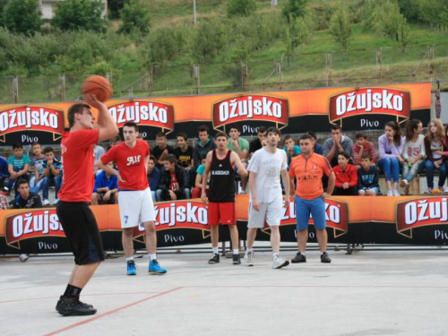 FOTO: Druga večer košarkaškog turnira "Streetball Rama 2014."