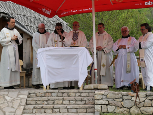 FOTO: Rumbočka fešta na Zahumu, proslavljen sv. Josip Radnik