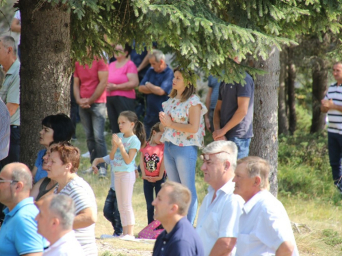 FOTO: Na Vran planini služena misa za poginule duvandžije