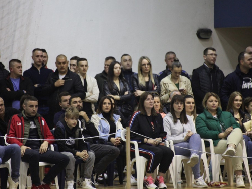 FOTO: Pogledajte atmosferu na tribinama na košarkaškom finalu između Rame i Čapljine