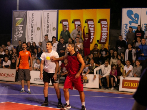 FOTO: Ekipa ''La Pont'' pobjednik 18. Streetball Rama 2020.