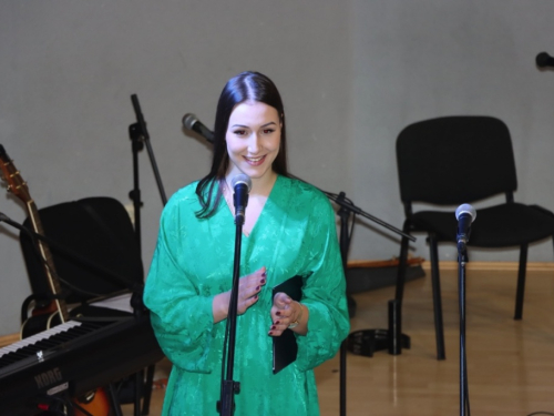 FOTO/VIDEO: Večer etno pjesme u Prozoru