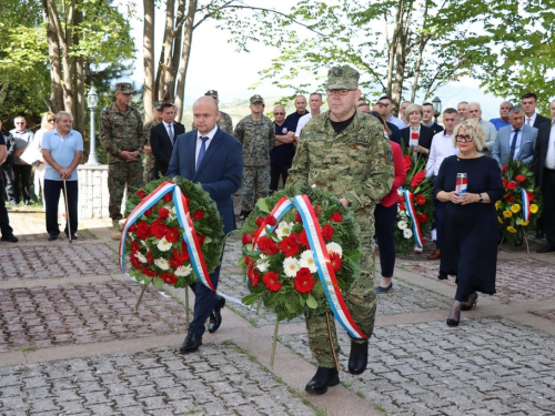 FOTO: Obilježena 29. obljetnica stradanja Hrvata na Uzdolu